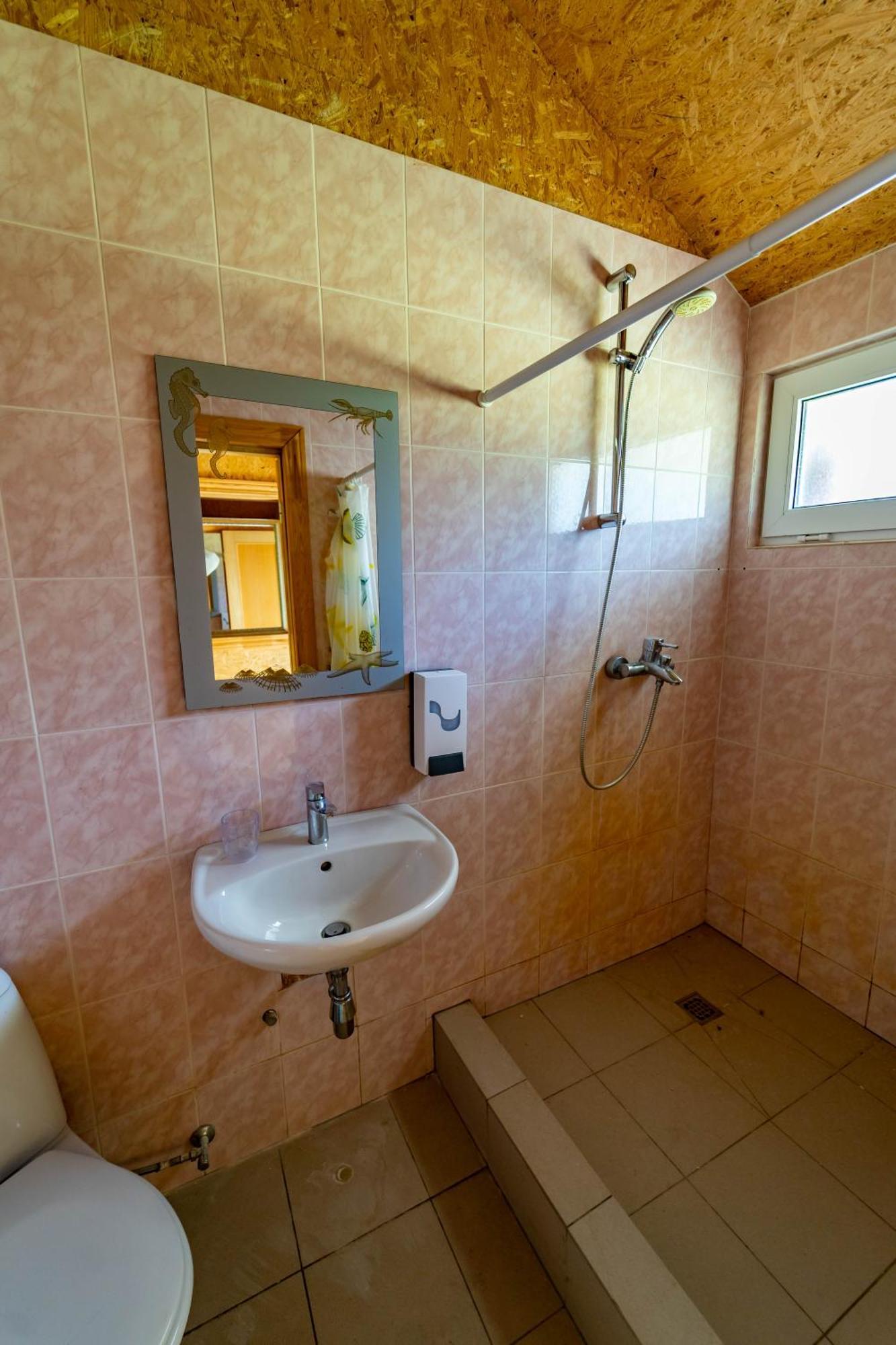 Imantas Nams Hotel Jurkalne Quarto foto