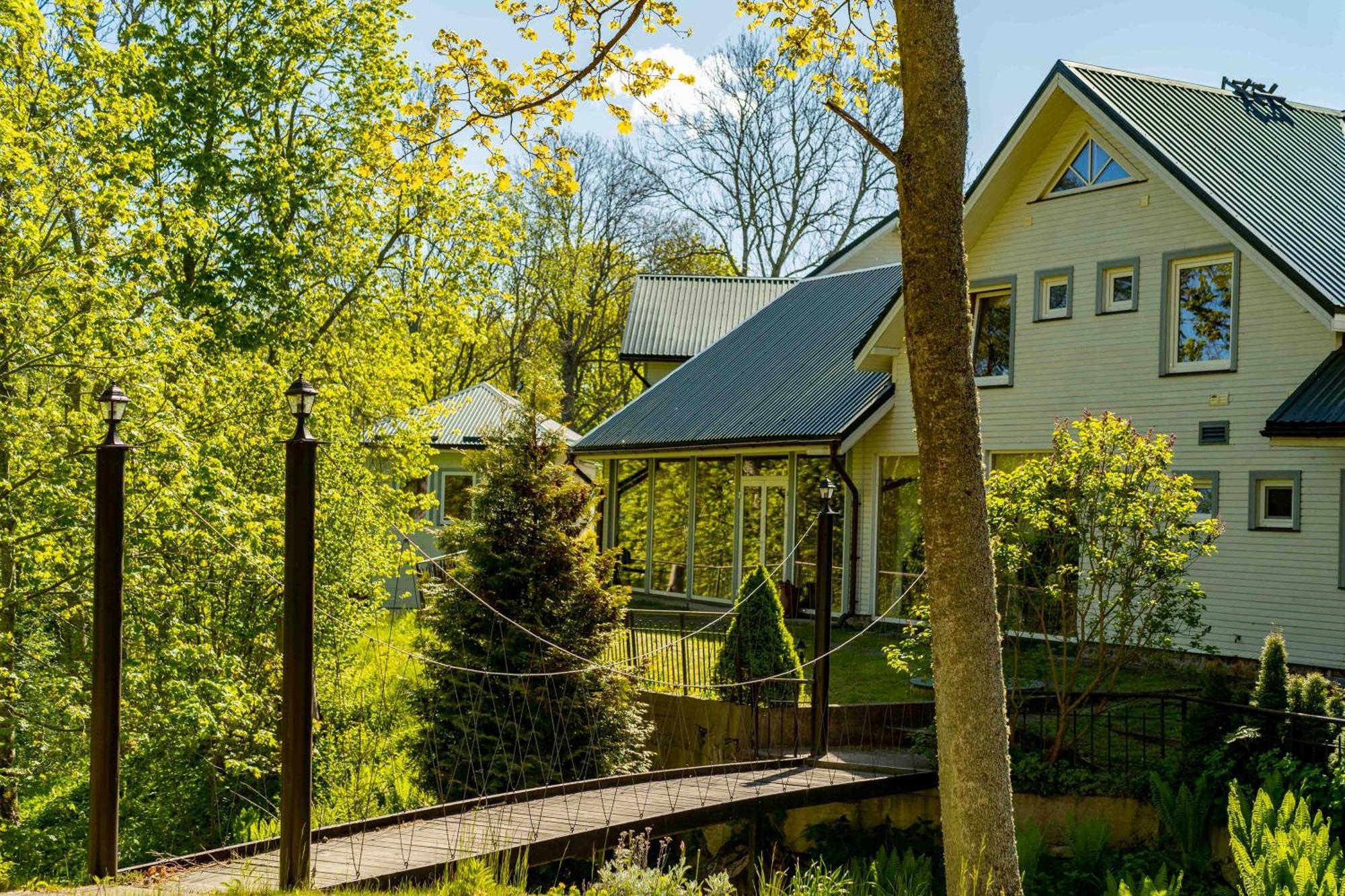 Imantas Nams Hotel Jurkalne Exterior foto