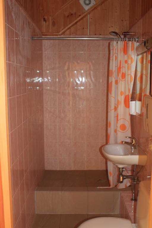 Imantas Nams Hotel Jurkalne Quarto foto